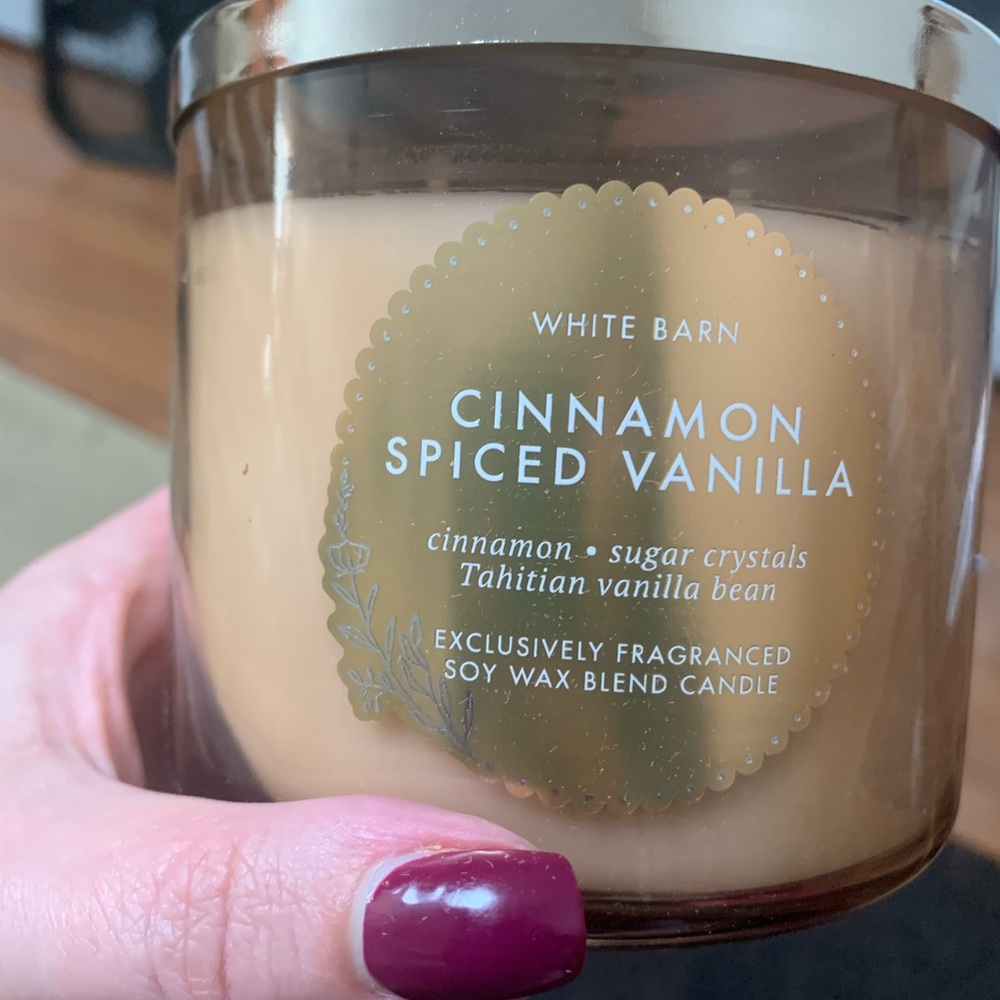 White Barn Cream Candle Bath & Body